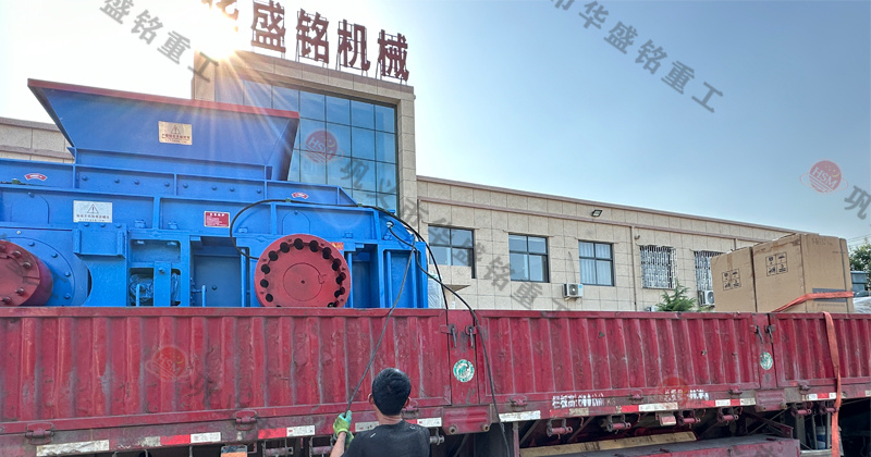 鐵礦石液壓對輥破碎機的維護成本如何？工作原理是什么？