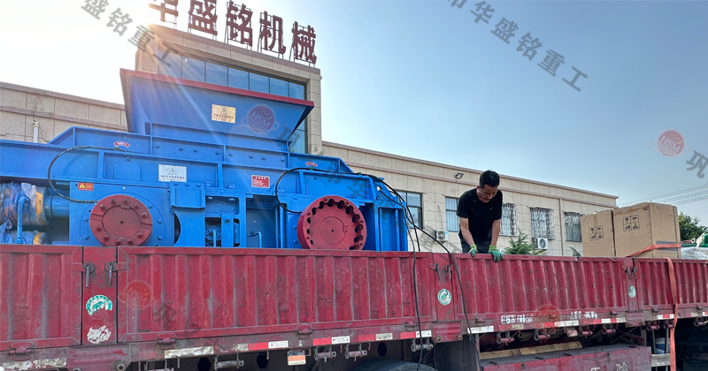 華盛銘廠家的對輥制砂機怎么樣？市場價一臺多少錢？